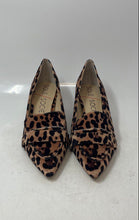 Load image into Gallery viewer, Sole Society Womens Brown Leopard Print Slip-On Casual Pump Heels Size 7.5