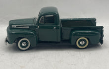 Load image into Gallery viewer, Road Legends 1948 Ford F-1 Green Diecast Pickup Truck Model Decorative Car