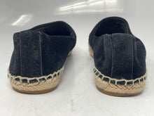Load image into Gallery viewer, Authentic Tory Burch Womens Black Pearl Logo Espadrilles Flats 5M Worn Damaged