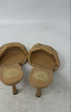 Load image into Gallery viewer, Vince Camuto Womens Brelanie Beige Leather Heeled Slide Sandals Size 6 M