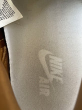 Load image into Gallery viewer, Authentic Nike Womens Air Jordan 1 Retro High OG White Gold-Tone Shoes Size 9