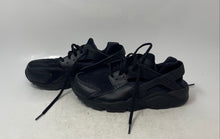 Load image into Gallery viewer, Nike Womens Air Huarache Run 634835-012 Black Lace-Up Sneakers Shoes Size 9