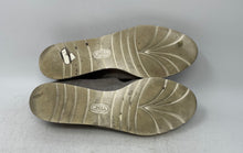 Load image into Gallery viewer, Pas De Rouge Womens Silvia Gray Suede Peep Toe Slingback Sandals Size EUR 39