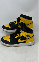 Load image into Gallery viewer, Nike Kids Air Jordan 1 Mid Yellow Black Mid Top Lace-Up Sneaker Shoes Size 6.5Y