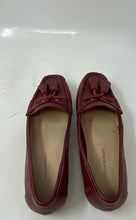 Load image into Gallery viewer, Isaac Mizrahi Womens Live Burgundy Leather Slip-On Tassel Loafer Shoes Size 7W