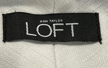 Load image into Gallery viewer, Ann Taylor Loft Womens Gray Flat Front Pockets Straight Leg Dress Pants Size 8