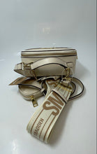 Load image into Gallery viewer, Steve Madden Womens Belizza Beige Cream Convertible Crossbody Purse With Tag