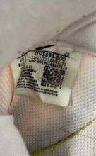 Load image into Gallery viewer, Nike Womens Air Max INTRLK Lite DV5695-600 White Pink Sneaker Shoes Size 10