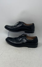 Load image into Gallery viewer, Clarks Mens Black Leather Waterproof Lace-Up Wingtip Oxford Dress Shoes Size 9 M