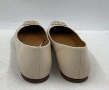 Load image into Gallery viewer, Authentic Tory Burch Womens Georgia Cream Leather Ballet Flats Size 7.5M Worn