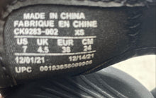 Load image into Gallery viewer, Nike Womens Owaysis CK9283-002 Black White Open Toe Strappy Sandals Size 7