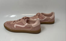 Load image into Gallery viewer, Steve Madden Womens Pink Round Toe Lace-Up Low Top Sneakers Shoes Size 7.5