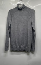 Load image into Gallery viewer, Gap Womens Gray Extra Fine Wool Turtleneck Pullover Sweater Size Large