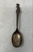Load image into Gallery viewer, Vintage 1964 International Silver Co. Walt Disney Mary Poppins Spoon