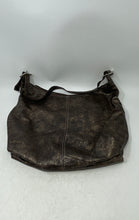 Load image into Gallery viewer, Vera Pelle Womens Bronze Engraved Zip Top Lined Hobo Handbag No Straps