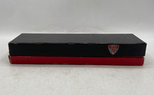 Load image into Gallery viewer, Gerber Legendary Queens Arms Blades Knife Carving Set Of 2 Pcs