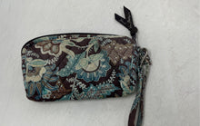 Load image into Gallery viewer, Vera Bradley Womens Java Blue Brown Quilted Designed Zip Small Wristlet Wallet