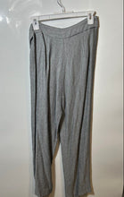 Load image into Gallery viewer, Zara Womens Gray Flat Front Straight Leg Casual Paperbag Pants Size XS