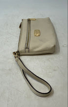 Load image into Gallery viewer, Michael Kors Womens Jet Set Beige Pebbled Leather Pockets Wristlet Wallet