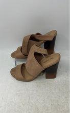Load image into Gallery viewer, Call It Spring Womens Brown Perforated Block Heel Slingback Sandals Size 8.5