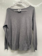Load image into Gallery viewer, LIV Milano Womens Gray Studded Long Sleeve V-Neck Pullover Sweater Size M