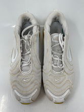 Load image into Gallery viewer, Authentic Nike Mens Air Max 720 A02924-100 White Sneaker Shoes Size 12 Damaged