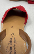 Load image into Gallery viewer, Menorquina Womens Red Leather Flat Heel Slip-On Slingback Sandals Size EUR 39