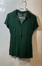 Load image into Gallery viewer, Forever 21 Womens Green Short Sleeve One-Piece Romper Size Small
