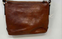 Load image into Gallery viewer, Firenze Womens Brown Leather Inner Pocket Adjustable Strap Crossbody Bag