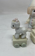 Load image into Gallery viewer, Lot Of 7 Enesco Precious Moments Adorable Animals Series Figurine