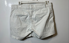 Load image into Gallery viewer, Banana Republic Womens The Avalon White Flat Front Chino Shorts Size 4