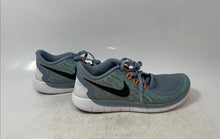 Load image into Gallery viewer, Nike Kids Free 5.0 725104-600 Gray Printed Lace-Up Sneaker Shoes Size 4.5Y