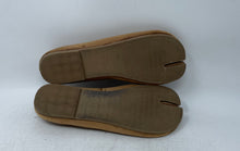 Load image into Gallery viewer, Okleibo Womens Gold Tabi Toe Slip-On Ballet Flats Size EUR 39