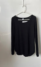Load image into Gallery viewer, Old Navy Womens Black Long Sleeve Round Neck Pullover T-Shirt Size L With Tag