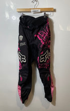 Load image into Gallery viewer, Fox Racing Womens Black And Pink Butterfly Print Motocross Biker Pants Size 3/4