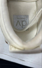 Load image into Gallery viewer, Dolce Vita Womens Bynx Beige Low Top Lace-Up Sneaker Shoes Size 8.5
