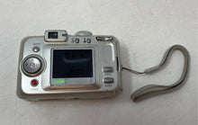 Load image into Gallery viewer, Kodak EasyShare CX7530 5.0MP 3x Zoom Point And Shoot Digital Camera Untested