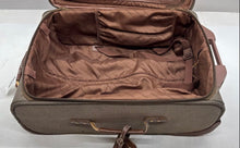 Load image into Gallery viewer, London Fog Unisex Beige Expandable Piccadilly Rolling Wheels Spinner Luggage