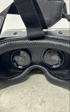 Load image into Gallery viewer, VR Shinecon Black Built-In Headphones Virtual Reality Glasses Not Tested