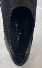 Load image into Gallery viewer, Donald J Pliner Mens Black White Slip-On Casual Sneakers Shoes Size 9M