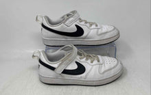 Load image into Gallery viewer, Nike Boys Court Borough Low Recraft DV5457-104 White Black Sneakers Shoes Sz 2Y