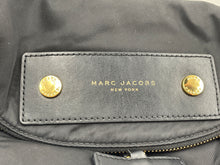 Load image into Gallery viewer, Authentic Marc Jacobs Womens Preppy Black Zipper Adjustable Strap Crossbody Bag
