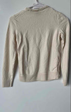 Load image into Gallery viewer, Boss Unisex Kids Cream Long Sleeve Crew Neck Knitted Pullover Sweater Size M
