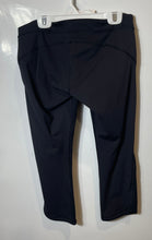 Load image into Gallery viewer, Lululemon Womens Black Elastic Waist Pull-On Sports Cropped Leggings Size 6