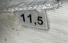 Load image into Gallery viewer, O.X.S. Womens Woobie White Front Zipper Low Top Round Toe Sneakers Shoes Sz 11.5