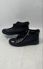 Load image into Gallery viewer, G By Guess Womens Ggorily Black Quilted Lace-Up Mid Top Sneakers Shoes Size 7 M