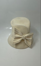 Load image into Gallery viewer, Whiteley Womens Cream Bow Detail Narrow Brim Elasticised Comfort Band Bucket Hat