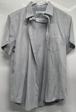Load image into Gallery viewer, Calvin Klein Mens Gray Striped Cotton Short Sleeve Button-Up Shirt Size M