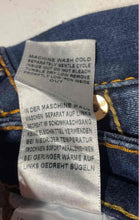 Load image into Gallery viewer, True Religion Womens Blue Denim Medium Wash Pockets Bootcut Jeans Size 24