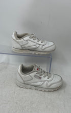 Load image into Gallery viewer, Reebok Kids Classic 100001398 White Leather Low Top Slip-On Sneaker Shoes Size 8